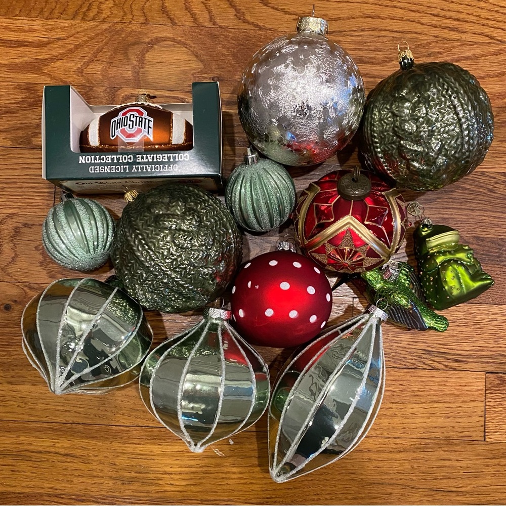 13 Christmas Tree Ornaments